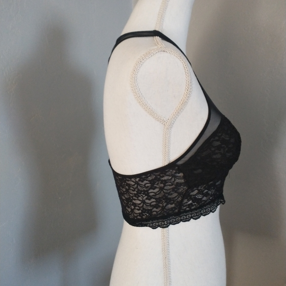 Free people Bralette S . P size.    B - Picture 2 of 8